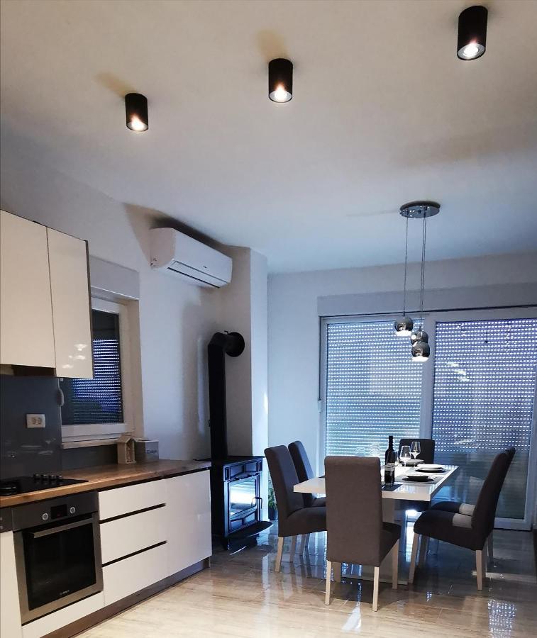 Cozy Comfortable Flat - Beautifull Panoramic View Макарска Экстерьер фото